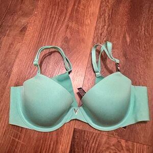Green Victoria Secret bra